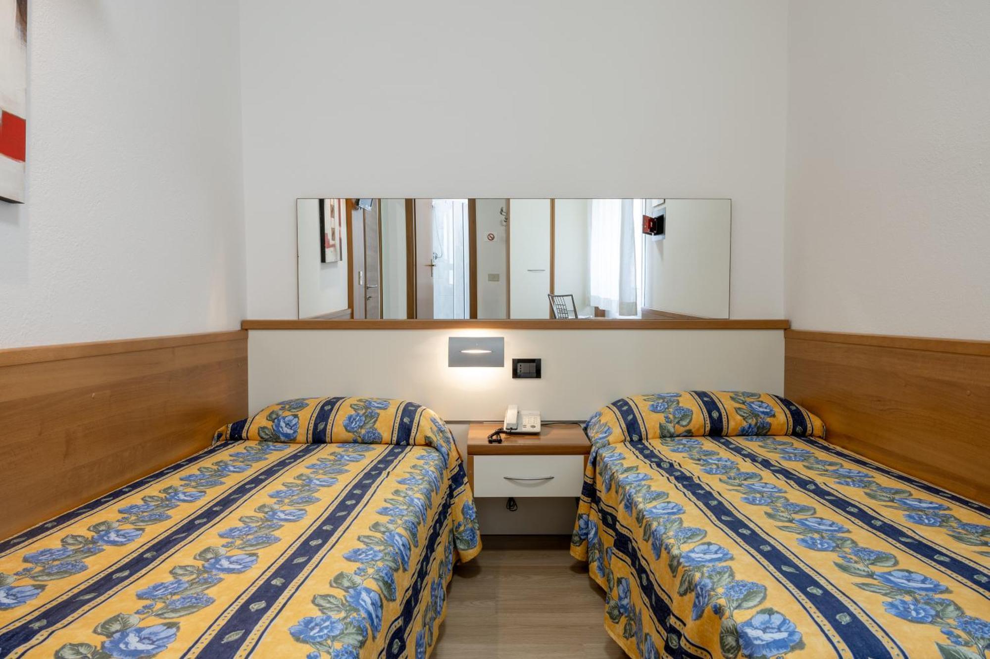 Continental Hotel 3*